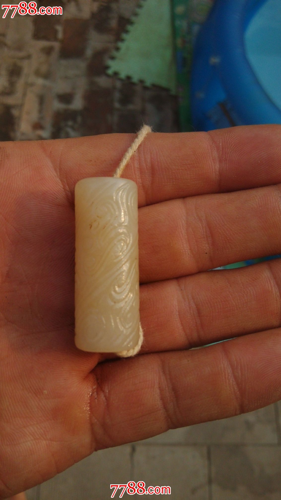 西周和田白玉老勒子