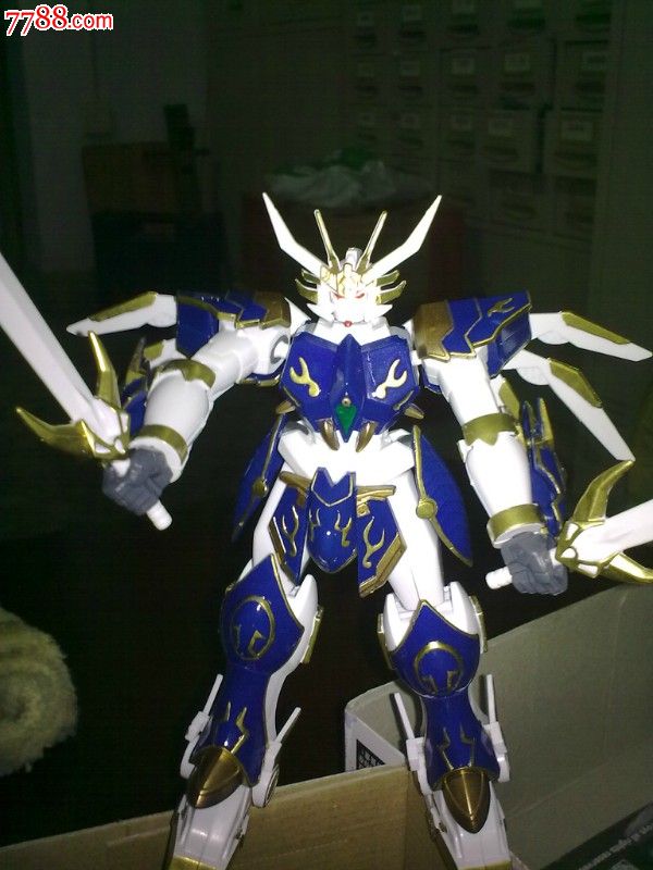 国产小白龙三国高达刘备