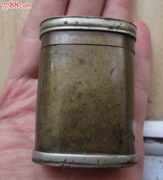 镶嵌白铜大烟膏盒