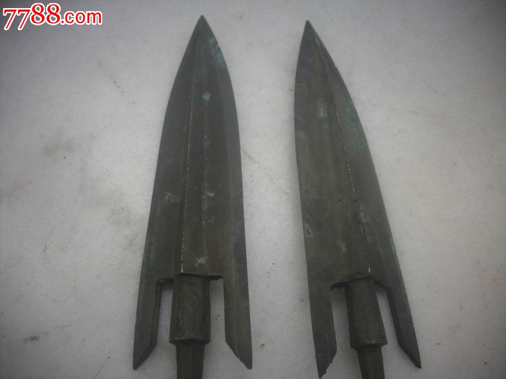 清代-大个[老铜箭头]一对.已开刃锋利.长19厘米,宽3厘米