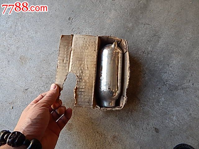 老暖瓶内胆一只小个的