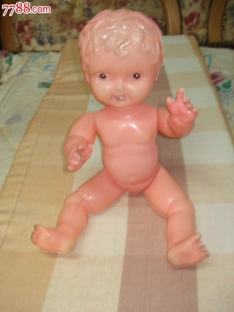 八十年代经典塑料娃娃小男孩