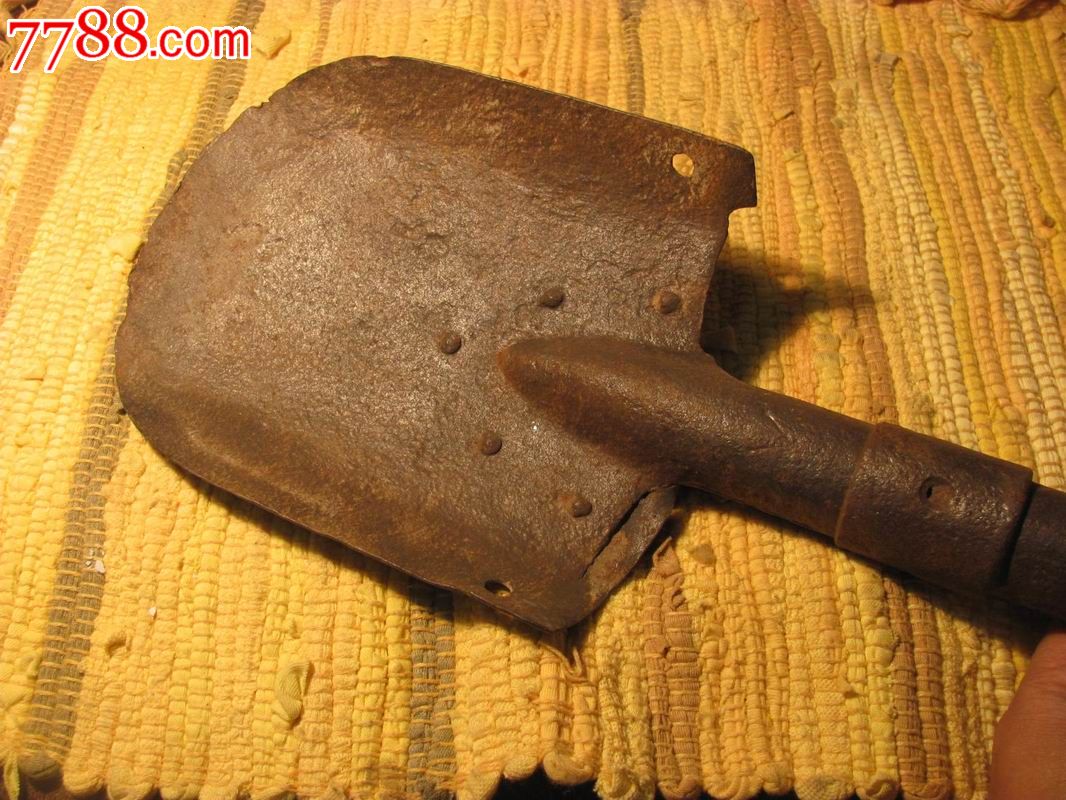 民国抗战时期美军遗留昆明的便携老铁铲