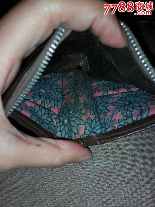 艰苦朴素皮质钱包包老_其他皮制品_卖破烂的老姑娘【7788收藏__收藏