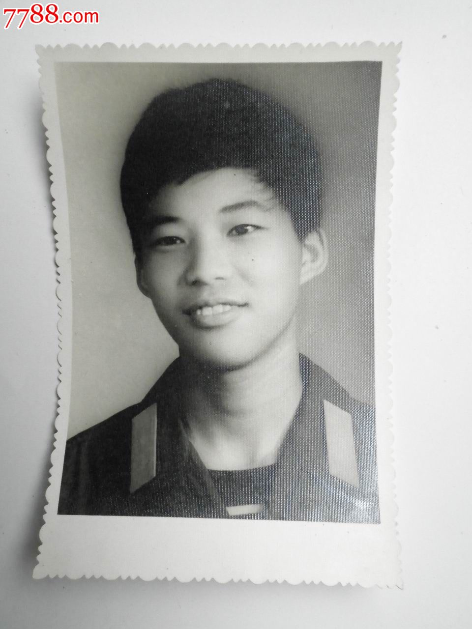 军人单独照,老照片,个人照片,年代不祥,黑白,2.