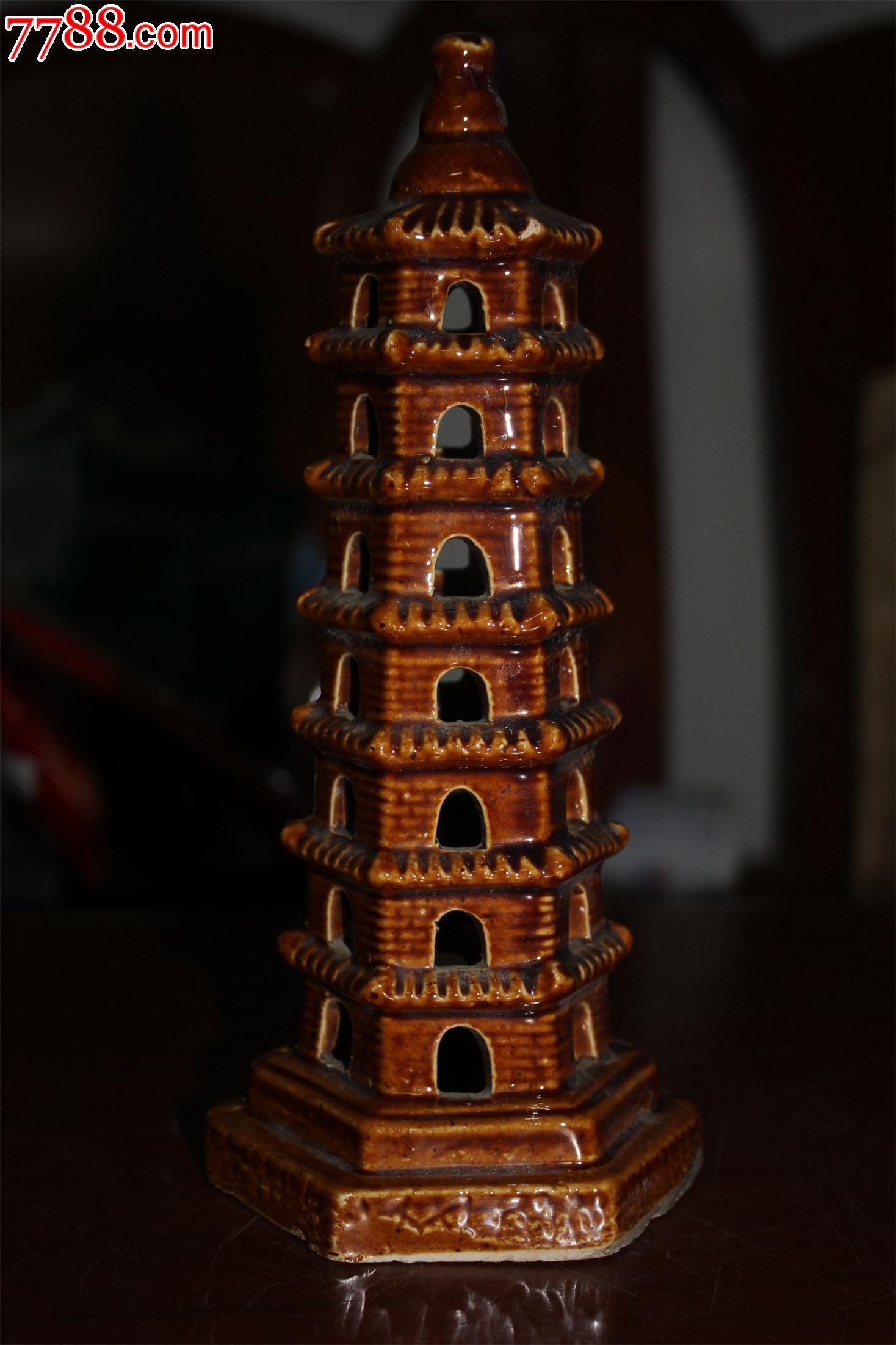 完好美观宝塔摆件