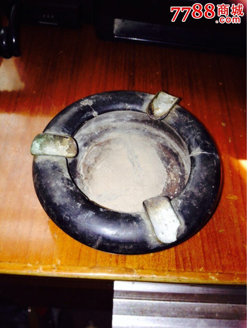 民国脱胎烟灰缸