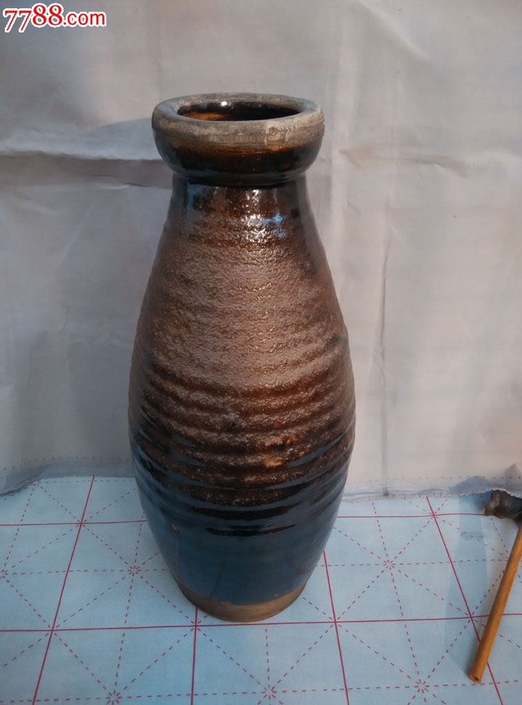 辽代酒器牛腿瓶