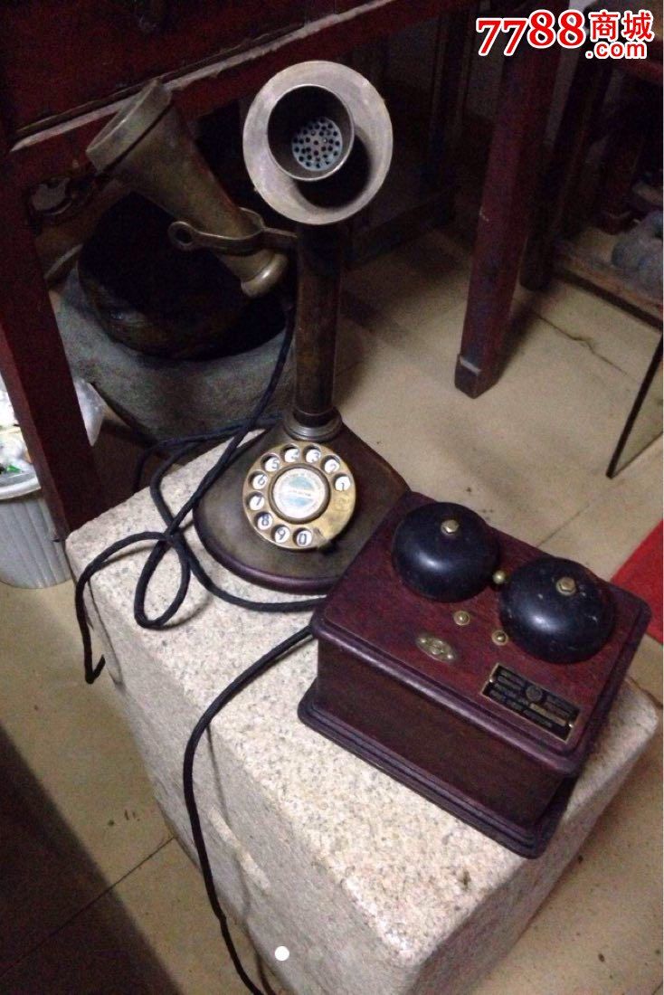 古董电话机