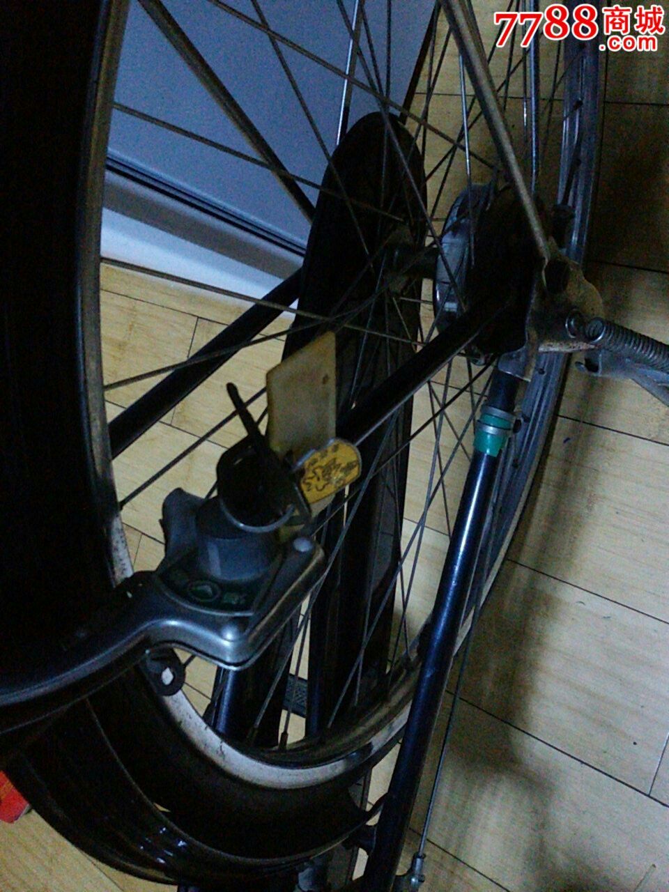 绝版老爷级永久牌黑色26型自行车全新