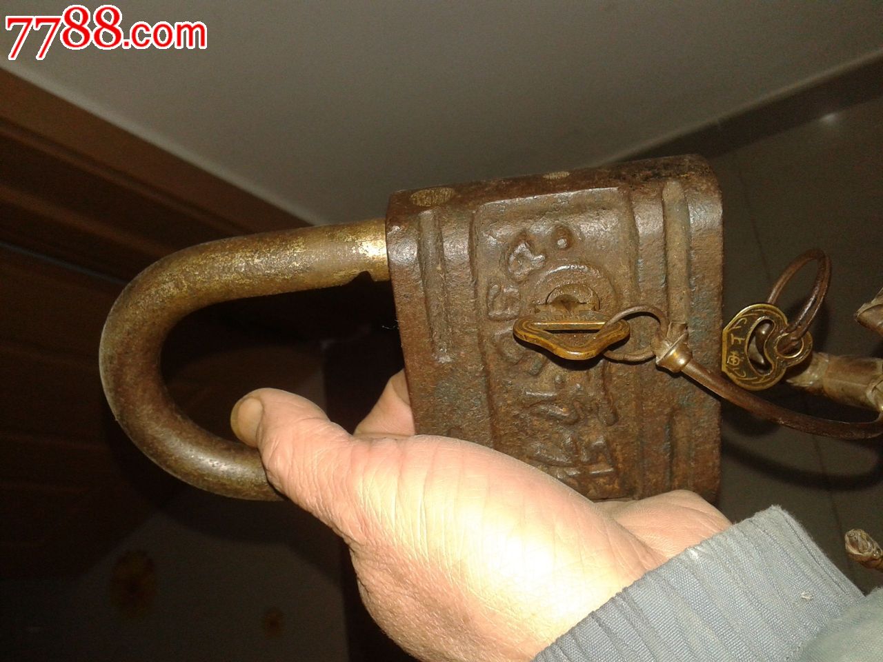 六十年代金库大锁-铁锁/铁钥匙--se29597500-零售-7788收藏__收藏热线