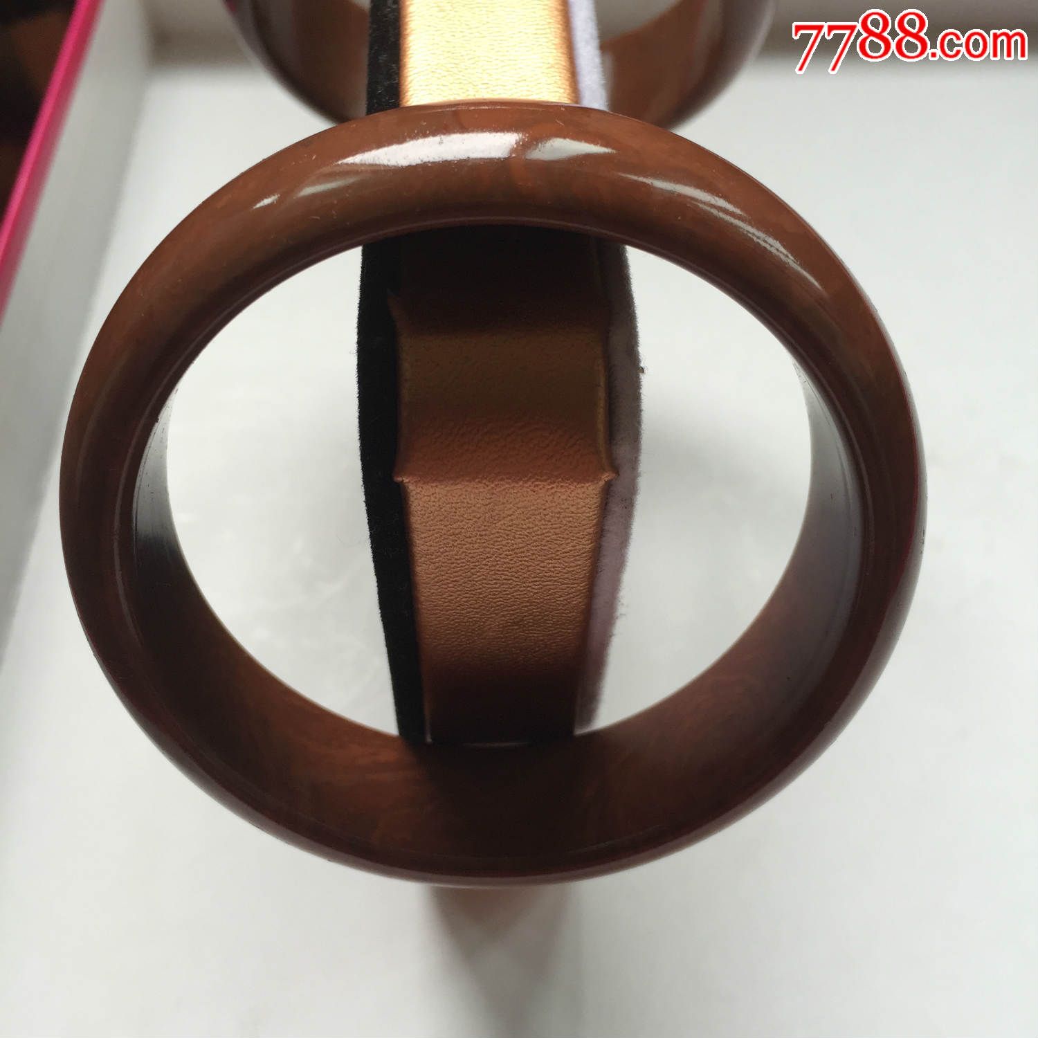 新疆红泥石玉镯子--[2只]