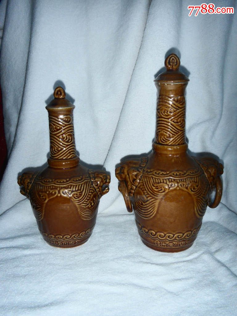 陵川白酒狮子头老酒瓶2个