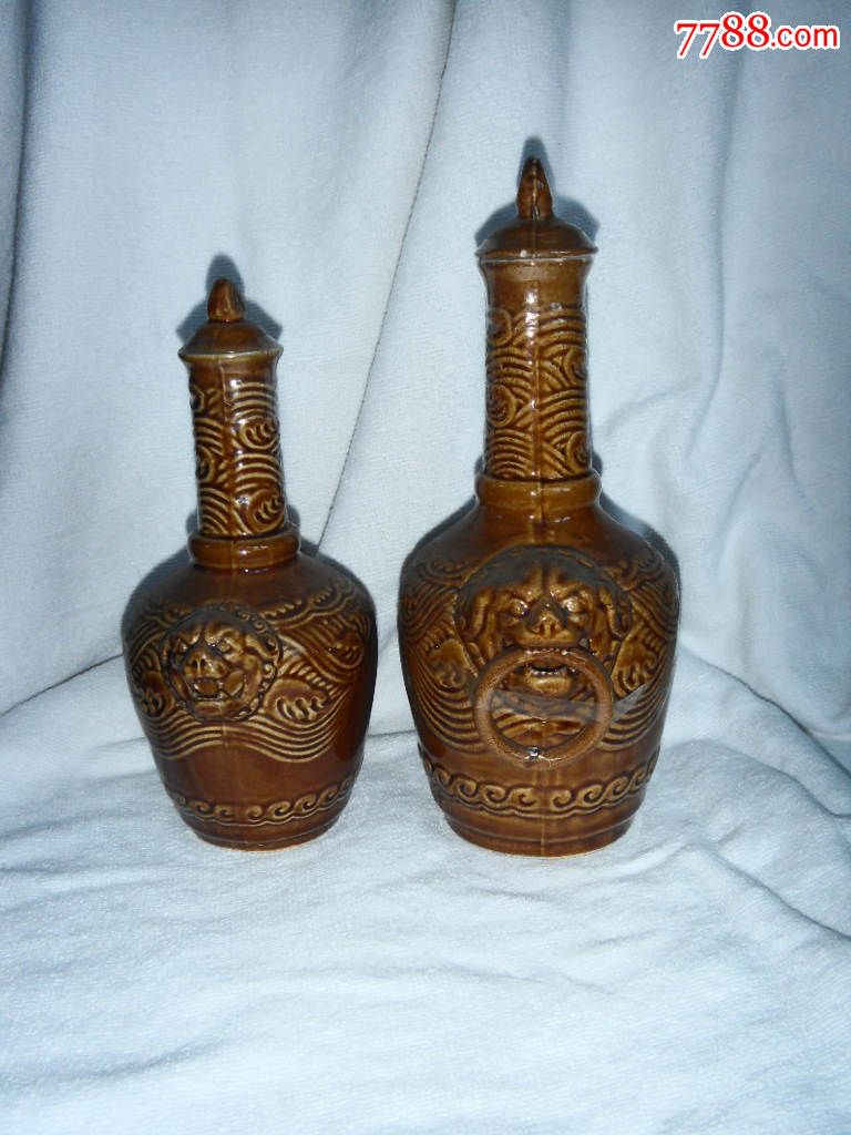 陵川白酒狮子头老酒瓶2个