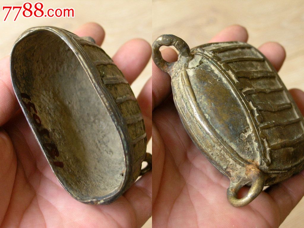 马帮遗旧1505b1边疆早期大号老包浆双耳条纹扁式铜铃铛