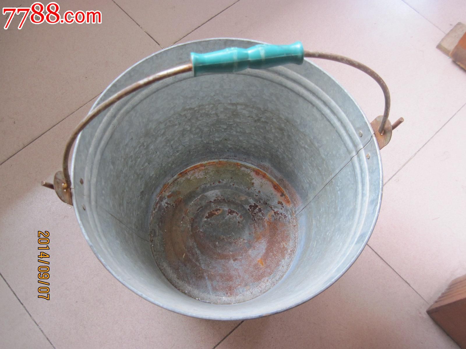 老式-----铁水桶-----1只(货号:766)