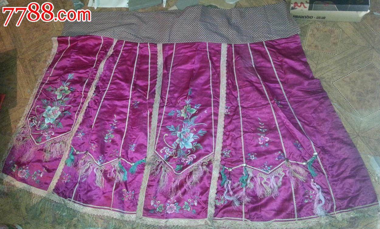 特价民国绣工精美花卉图裙子马面裙包老怀旧收藏美女服饰长裙