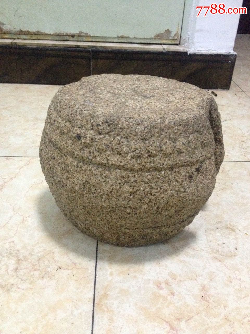 清代金山石带槽石鼓墩,石柱基