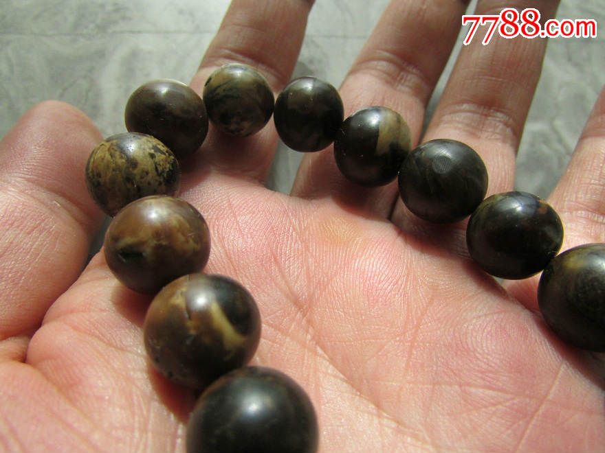 缅甸根珀手串净重165克13厘米左右