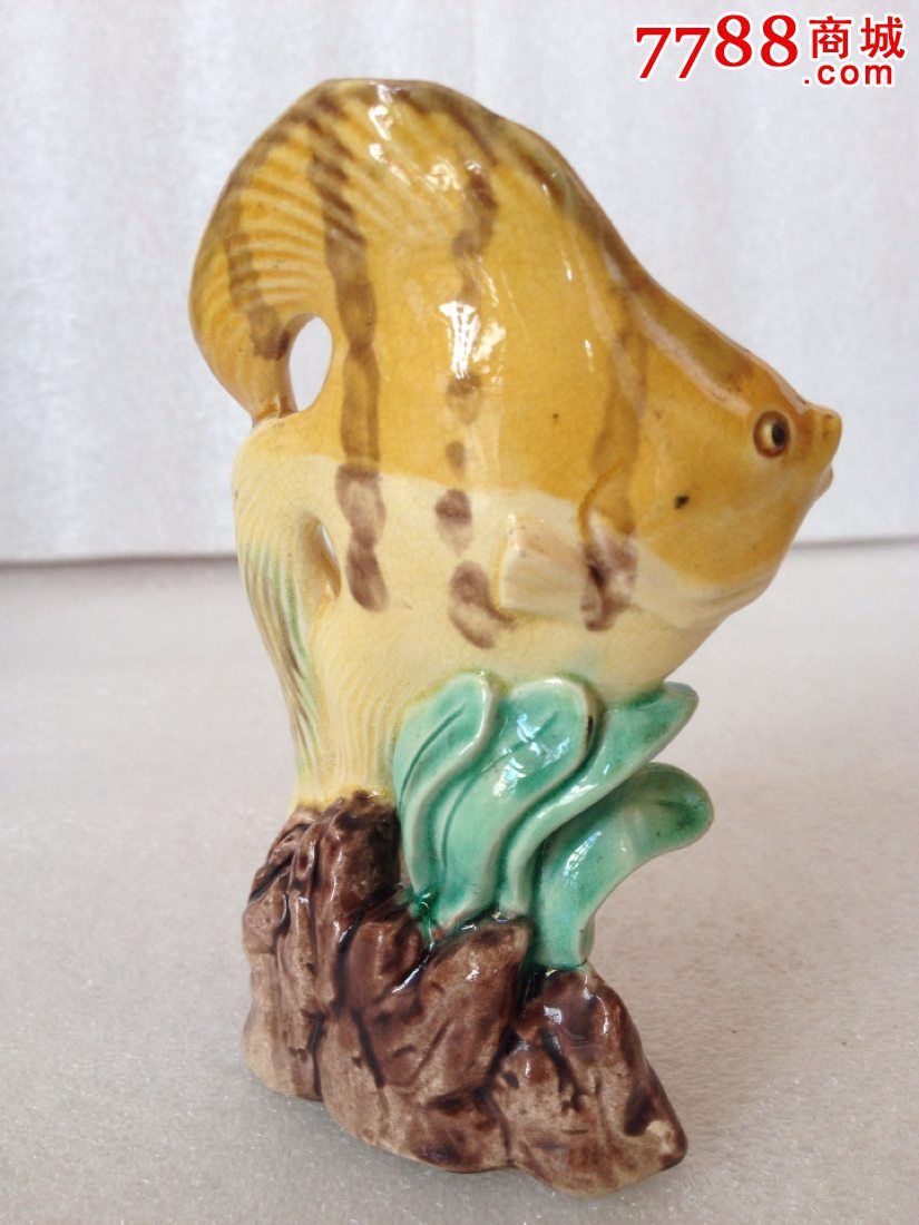 石湾龙窑低温陶长尾神仙鱼