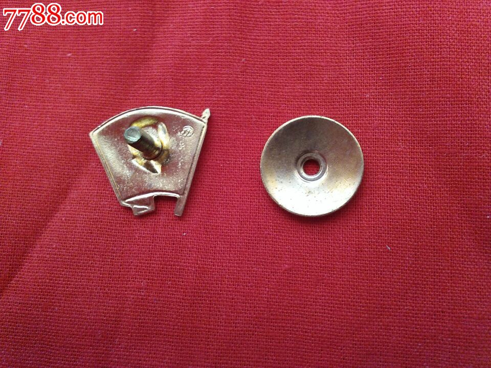 苏联时代共青团员证章