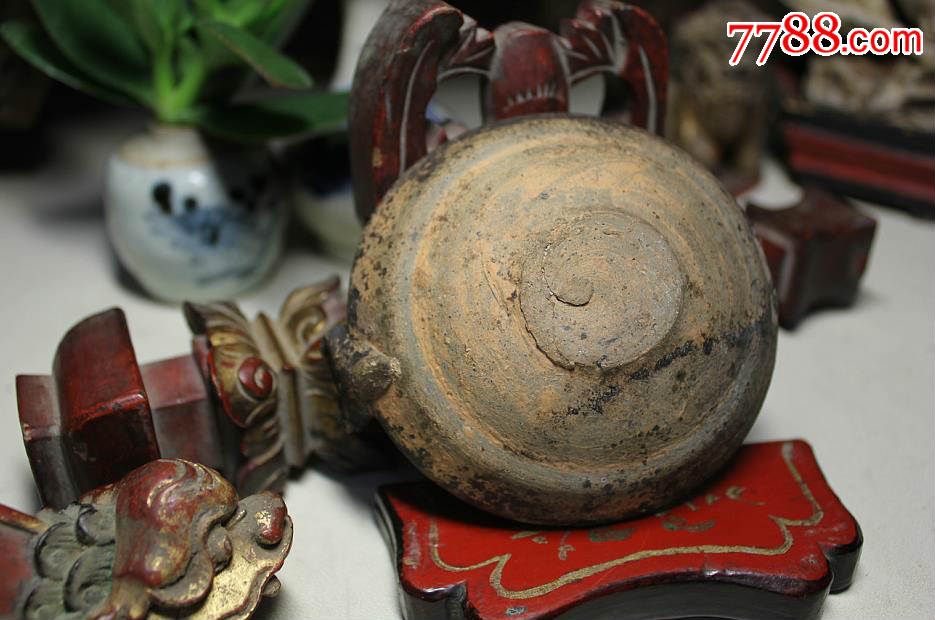 宋代灵芝钮陶灯盏