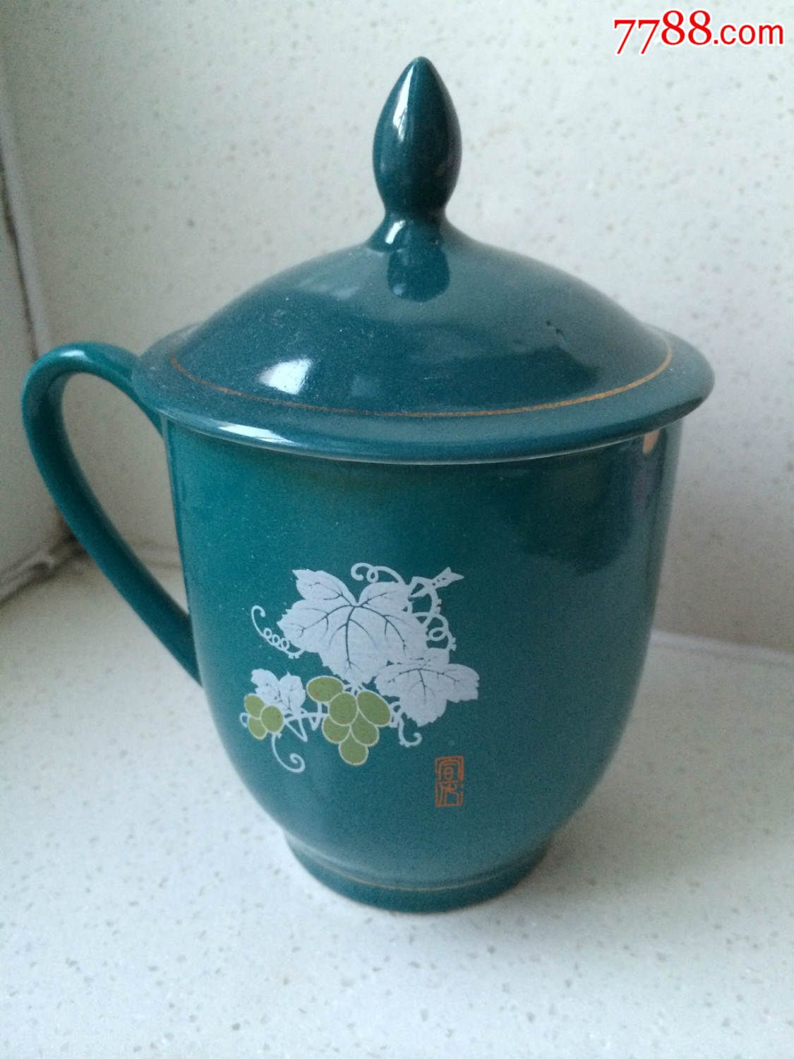 中国宣化窑瓷茶杯一只