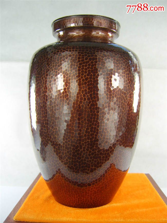 日本久芳堂造夏目型铜虫瓶