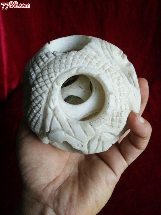 汉白玉鬼工球