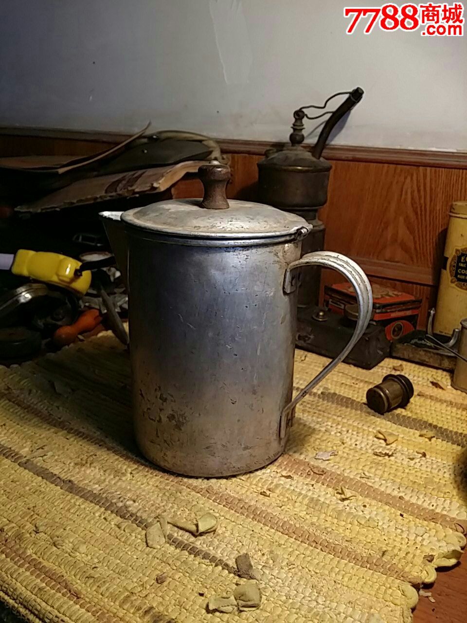 民国抗战时期国军使用的老铝水杯