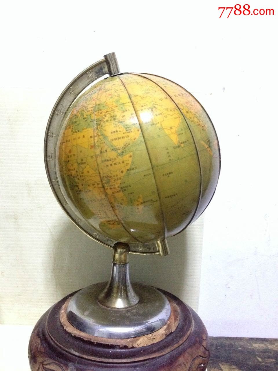 老地球仪
