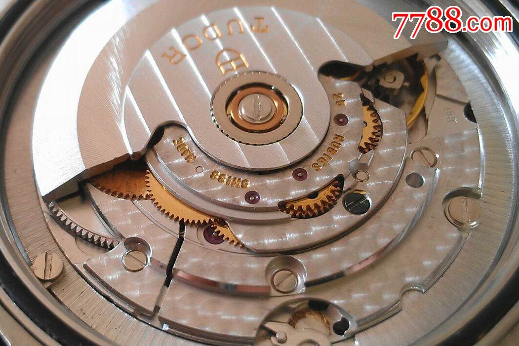 帝舵762132834精磨机芯18k金表带牙圈锁把