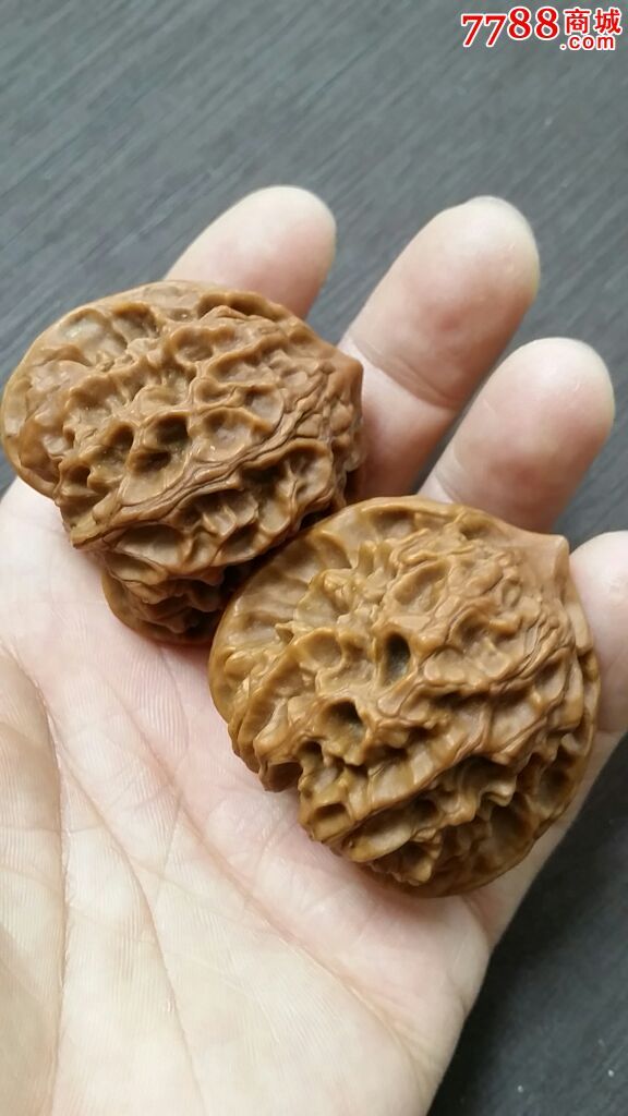 文玩核桃精品狮子头麒麟纹44mm大果特价包邮