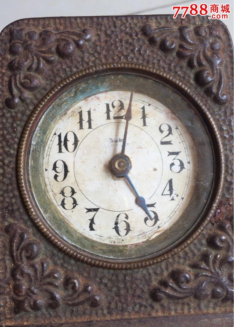 百年前的老钟,钟很重,历史留下来的产物