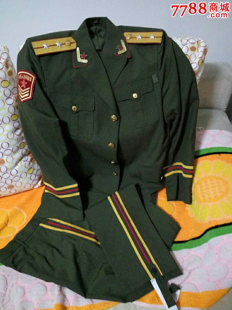 92式仪仗队夏礼服