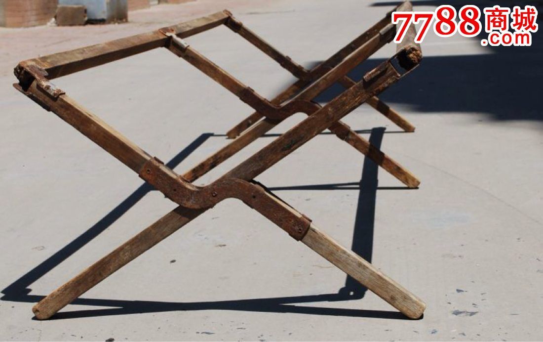 少见清早期老榆木行军床