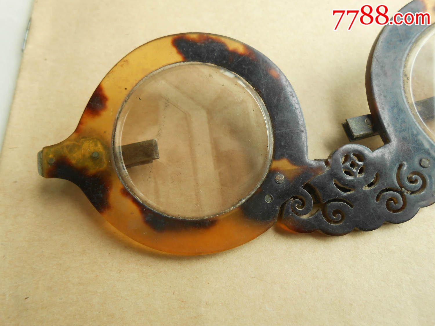 清代玳*水晶老花眼镜一付