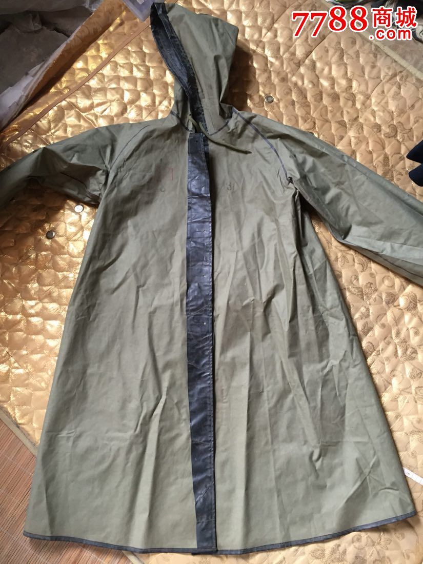 八十年代*用雨衣