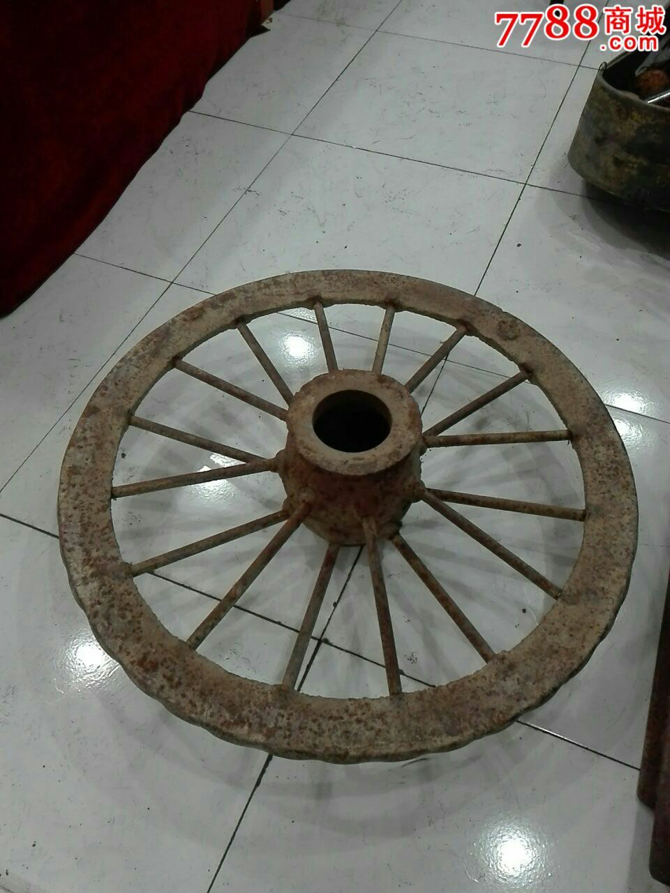 文物级的藏品,日本大炮铁车轮(日本侵华铁证)