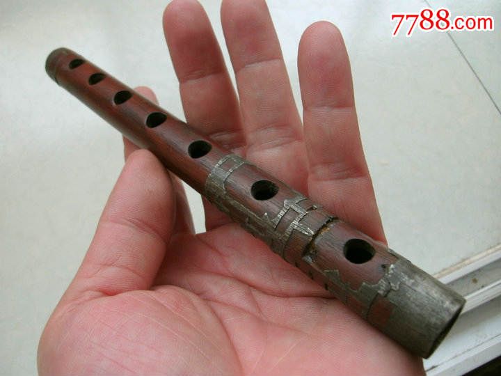 民国环包锡木短笛,有些掉锡,但也无愧是不错的藏品