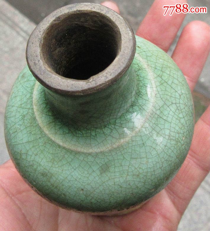 明代玻璃釉瓷器花瓶