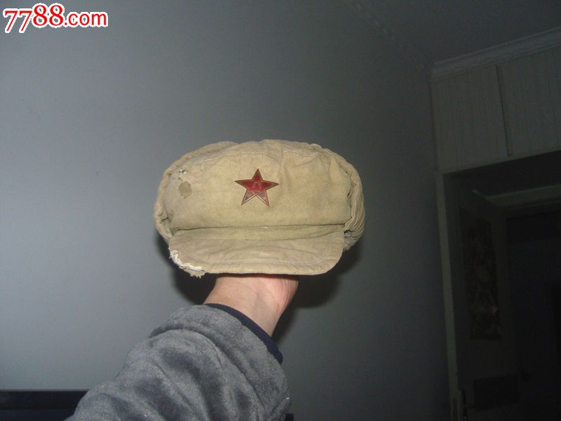 50式解放棉帽,2或3号,带珐琅版帽徽