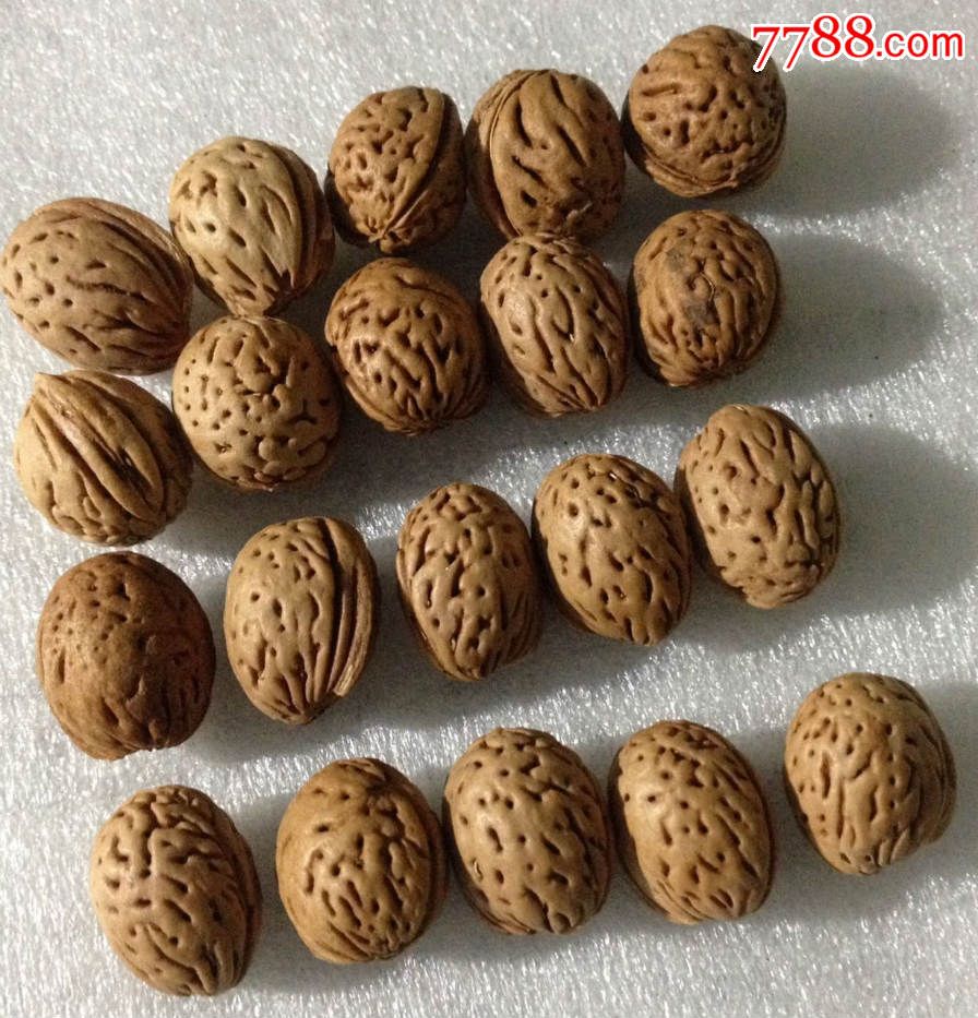 小野山核桃(三)/20颗,无穿孔,包快递