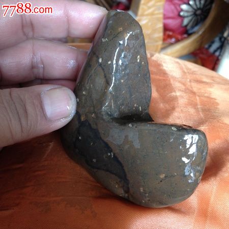 天然长江石精品【神山镇妖】