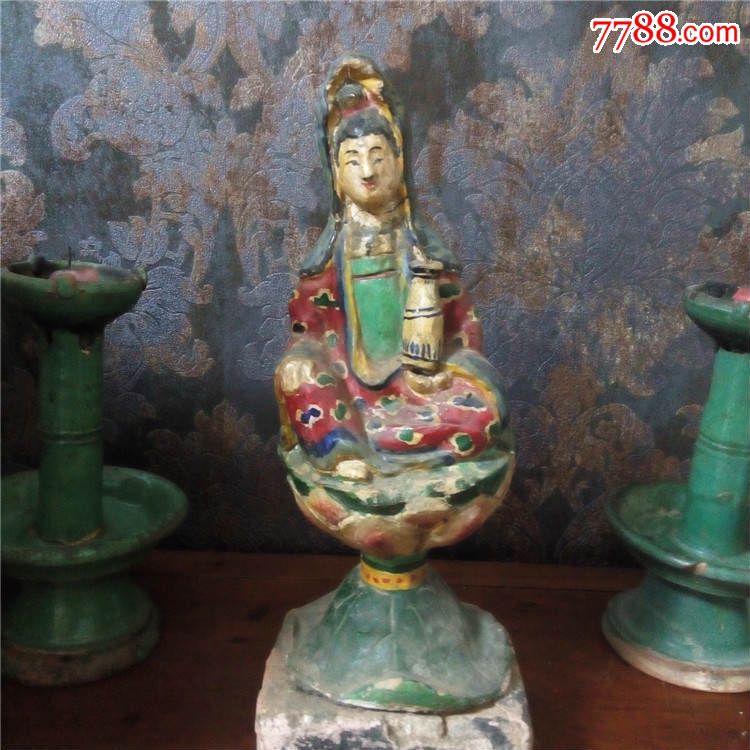 武当山店明代泥塑粉彩大慈大悲观世音菩萨