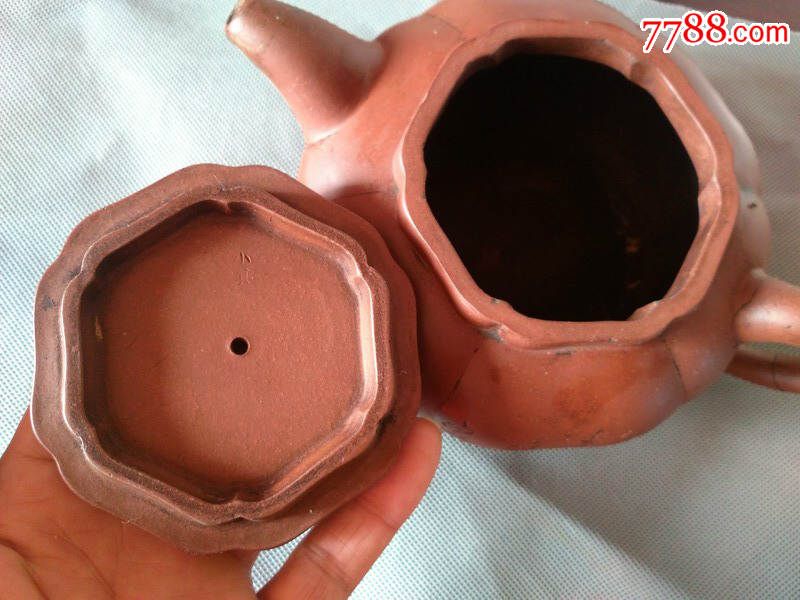 文*名家红雨刻绘壶_紫砂壶_有缘书店【7788收藏__收藏热线】