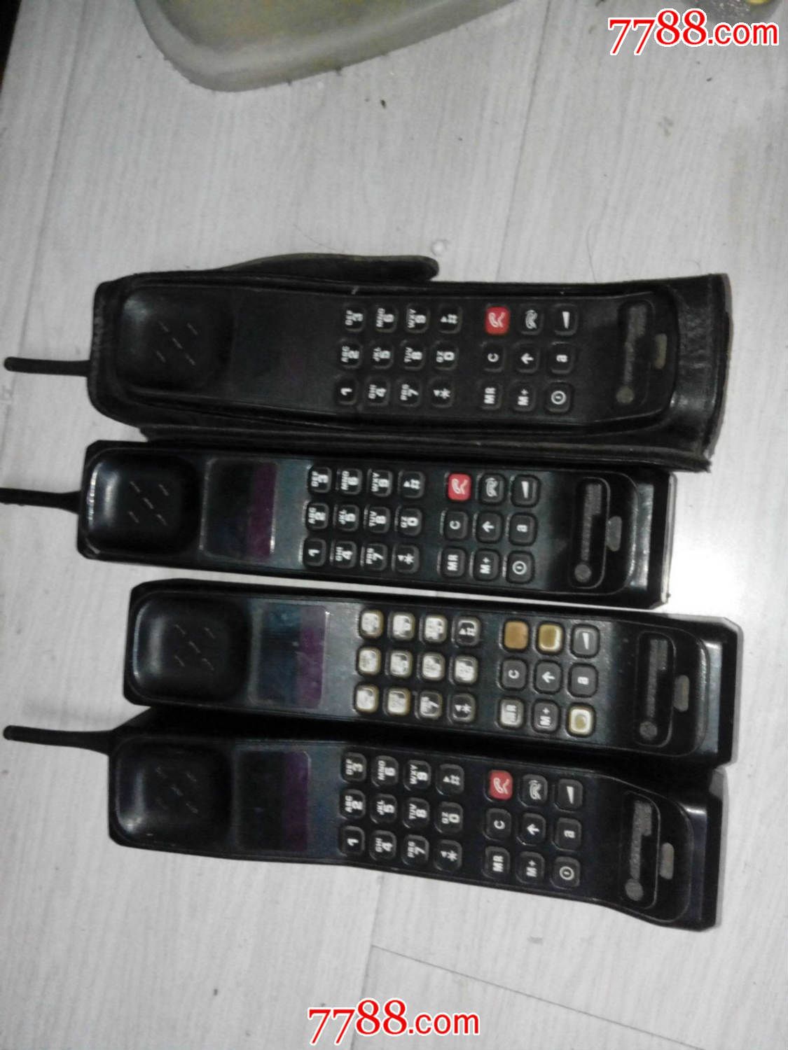 四个大哥大摩托8*00-X2