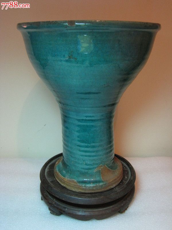 清代云南华宁窑玻璃釉超大型香缸