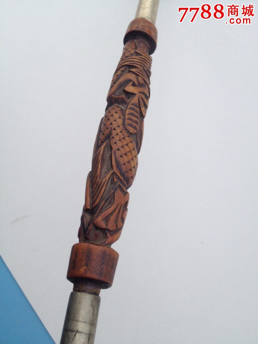 黄杨木雕龙烟杆