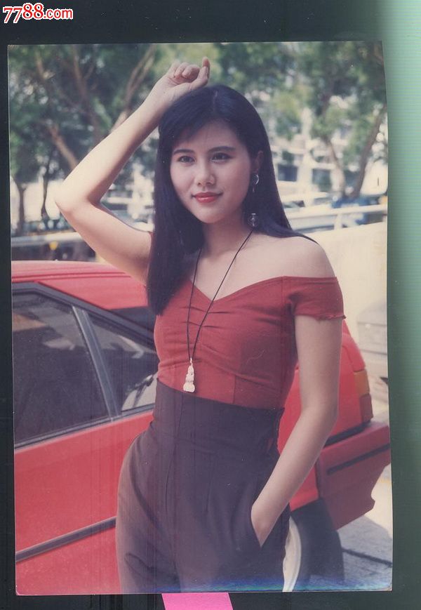 朱洁仪*版80-90年代明星照约13x9cm一半大小,最后胶片时代里的明星